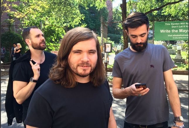 Bastille, Fake It: testo, traduzione e audio