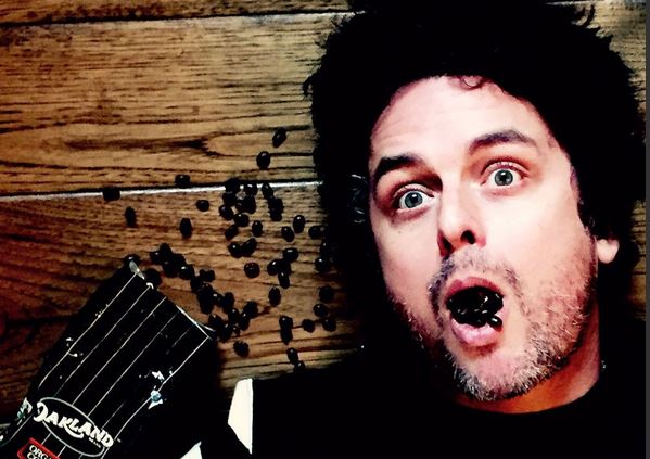 Green Day, Billie Joe Armstrong paragona Donald Trump a Hitler