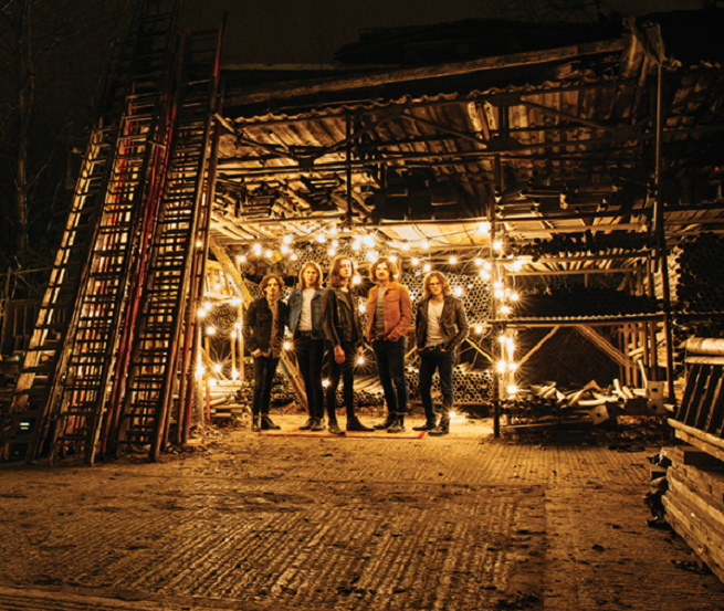 Classifica musica inglese 12 agosto 2016: il debut album dei Blossoms dritto alla numero 1, Major Lazar vince ancora tra i singoli