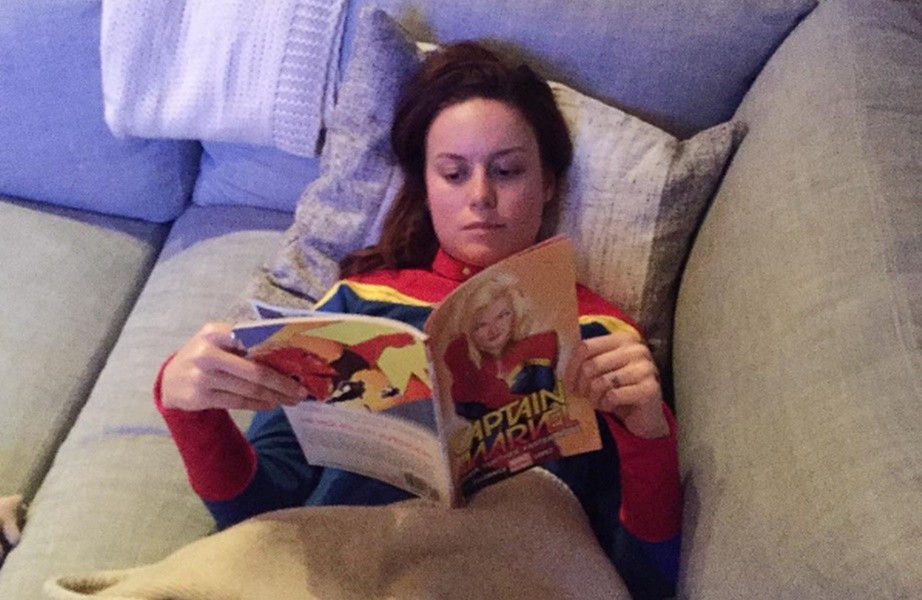 Captain Marvel,  Brie Larson in tutina su Facebook