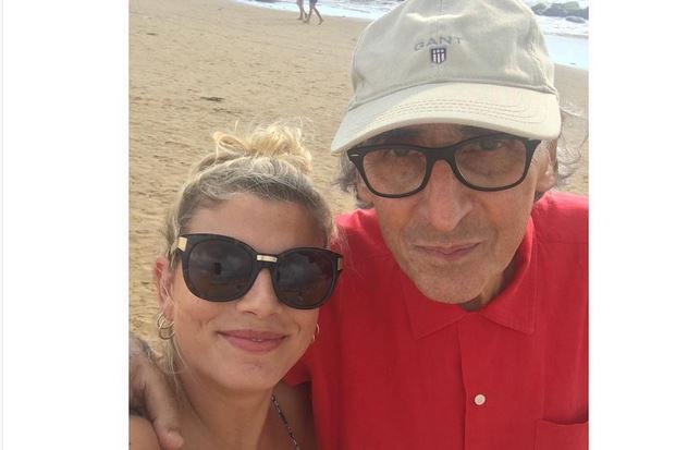 Emma e Franco Battiato, selfie: “Grazie di tutto Maestro, anche per questa passeggiata in riva al mare”