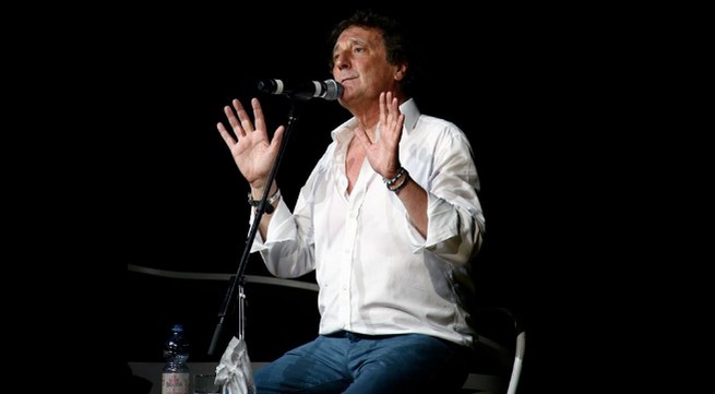 Enzo Iacchetti: “Torno a Striscia, me lo ha detto Ricci al telefono. Farei giudice a Eccezionale veramente”