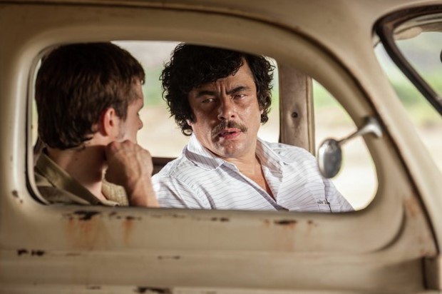 Escobar: nuove clip in italiano del thriller con Benicio del Toro