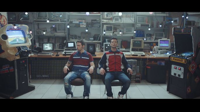 Zero Assoluto, Eterni è il nuovo singolo: testo e video ufficiale