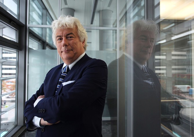 Serie Tv, novità: Codice a Zero di Ken Follett diventerà una miniserie, BBC adatterà sette romanzi di Agatha Christie