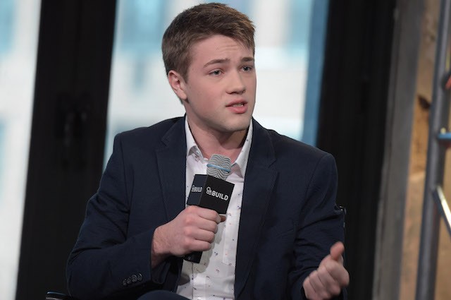 Serie tv 2016-17, le novità: Connor Jessup in American Crime, Hulu vuole Marvel’s Runaways, Nick Sagar in Shadowhunters