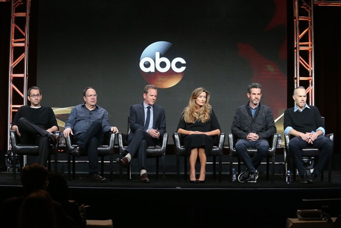 Designated Survivor, la serie con Kiefer Sutherland “unisce West Wing, House of Cards e Homeland” per il produttore