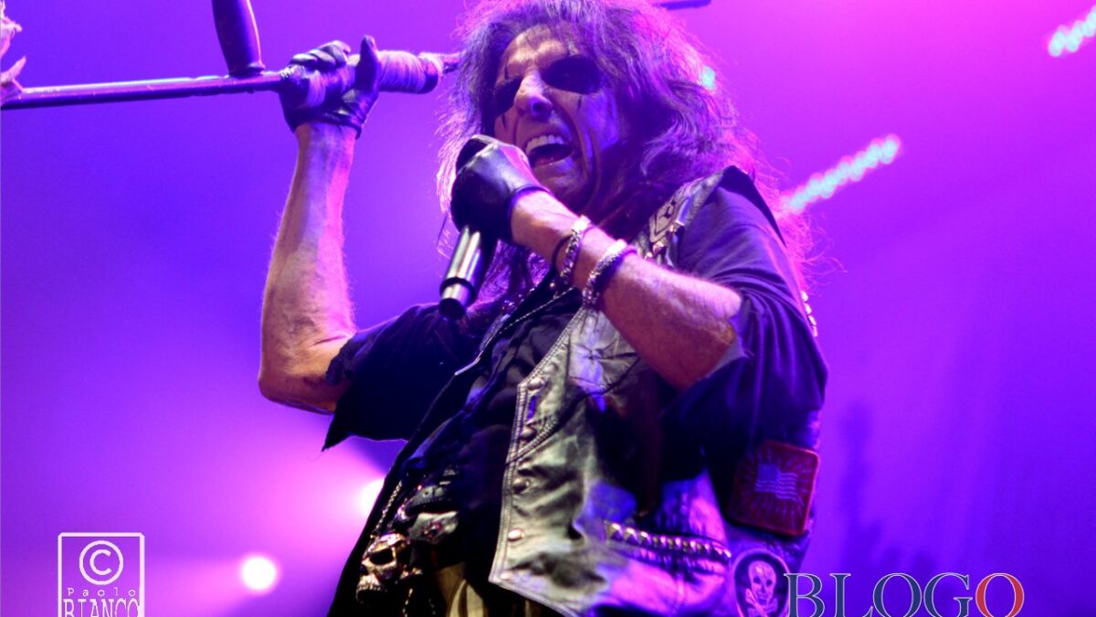 Alice Cooper: “Le Rock Star che fanno politica sono il peggio del peggio”