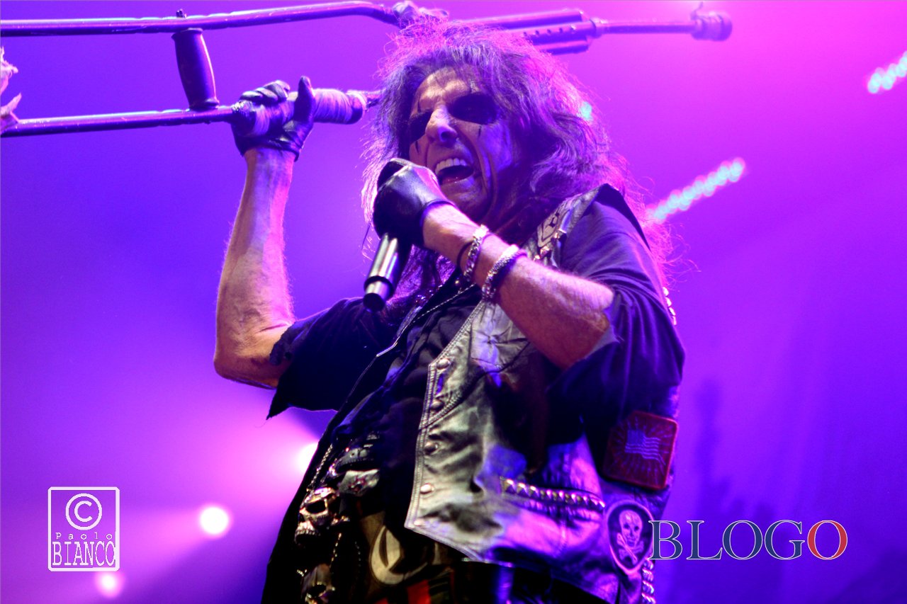 Alice Cooper: “Le Rock Star che fanno politica sono il peggio del peggio”
