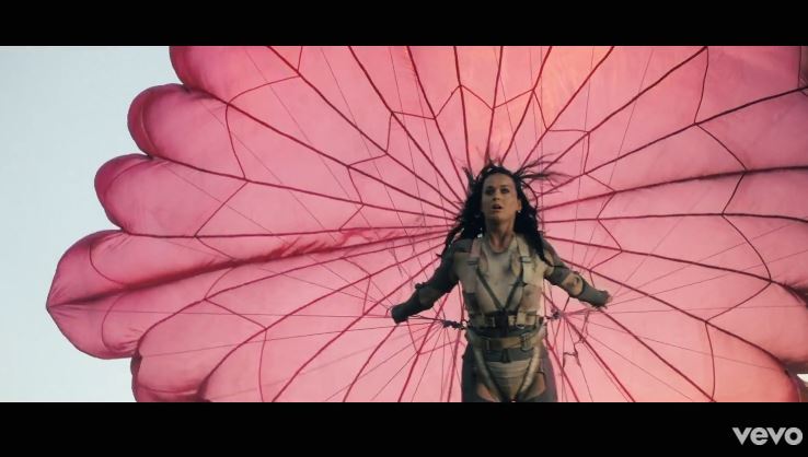 Katy Perry, Rise: testo, traduzione e video ufficiale [Olimpiadi di Rio 2016]