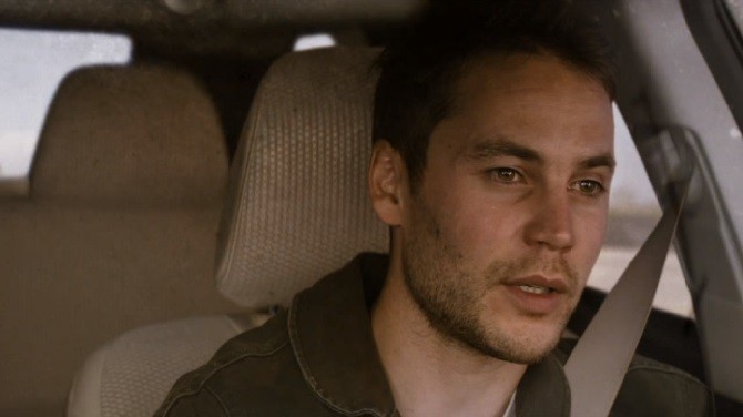 Serie TV, novità: Taylor Kitsch protagonista di Waco, FOX lavora a Ghosted con Adam Scott e Craig Robinson