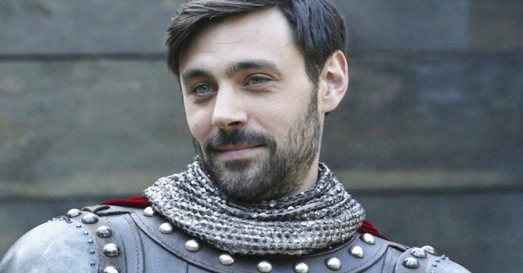 Transformers 5: Liam Garrigan della serie tv “C’era una volta” sarà Re Artù