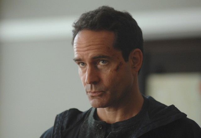 Wayward Pines, la seconda stagione su Fox: la ribellione mette a rischio la città