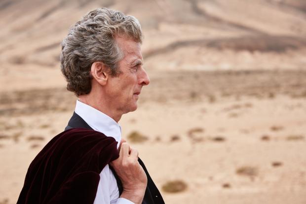 Serie TV, novità: Peter Capaldi, Doctor Who, nel primo episodio di Class, Bill Pullman in The Sinner