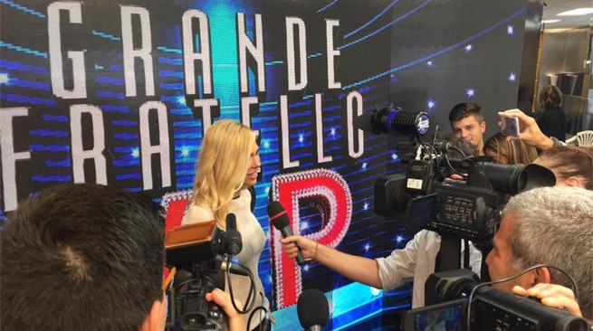 Ilary Blasi a Blogo: “Al Grande Fratello Vip porto spontaneità e ironia. E non dite che è trash!” (VIDEO)