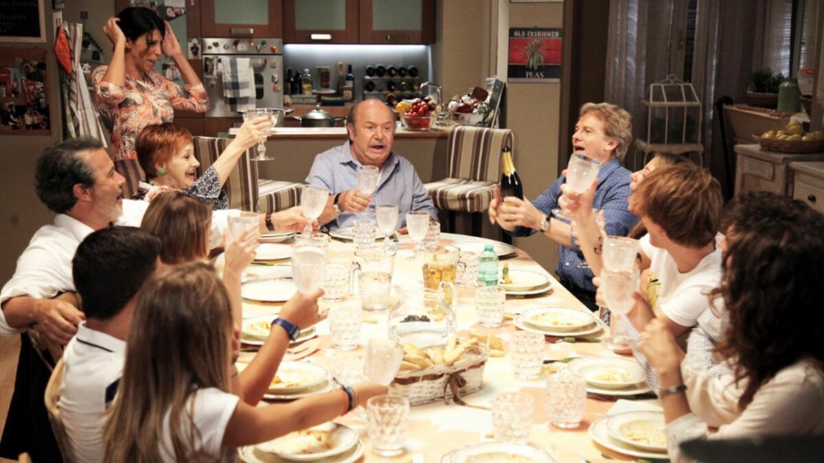 Stasera in tv, 7 settembre 2016: Un Medico in Famiglia 10 vs Rimbocchiamoci le maniche