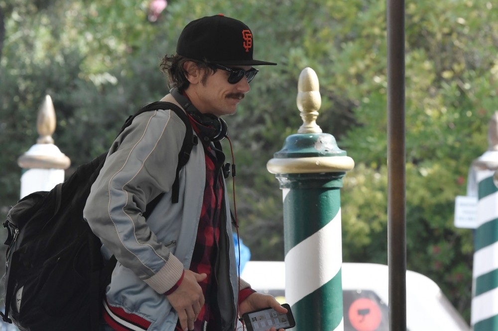 In dubious battle: le foto di James Franco a Venezia