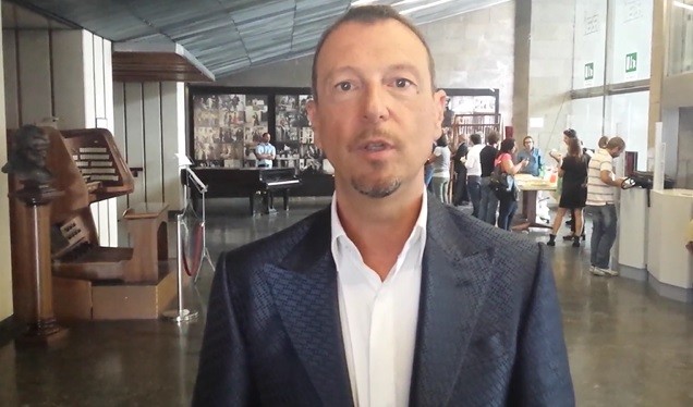 Amadeus a Blogo: “Stasera tutto è possibile e Reazione a catena come riscatto? No, ma sono felice che sia un periodo positivo”