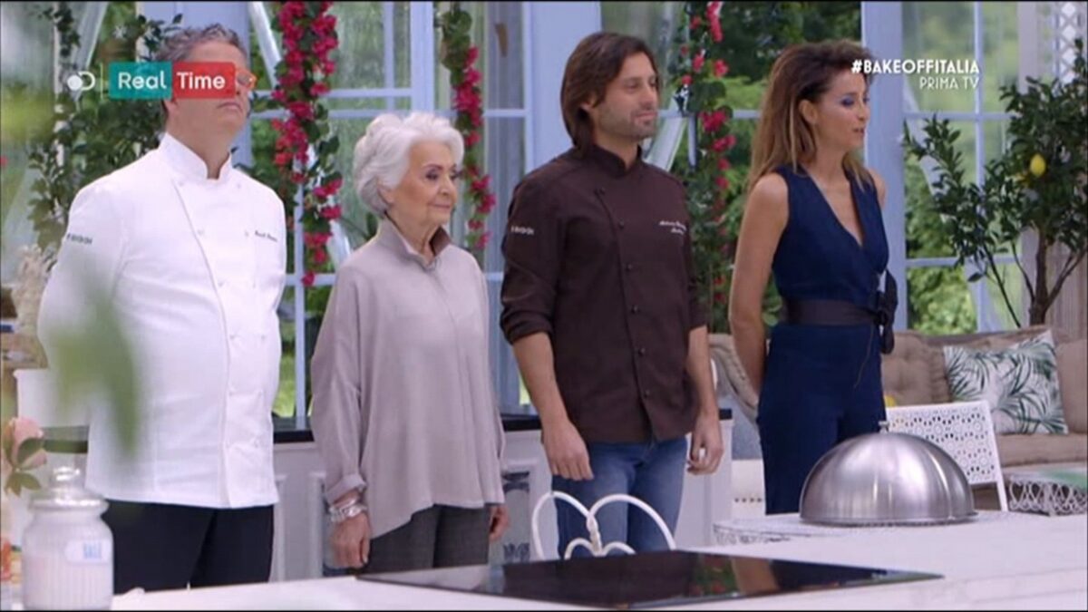 Bake Off Italia 4 | 7 ottobre 2016 | Un Ritorno al Futuro amaro per nonna Annalisa