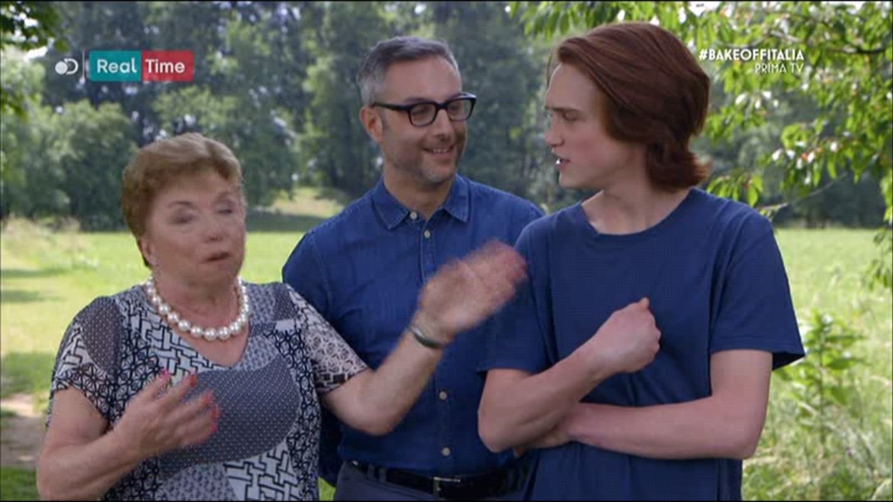 Bake Off Italia 4 festeggia se stessa: puntata di ritorni e senza eliminazioni