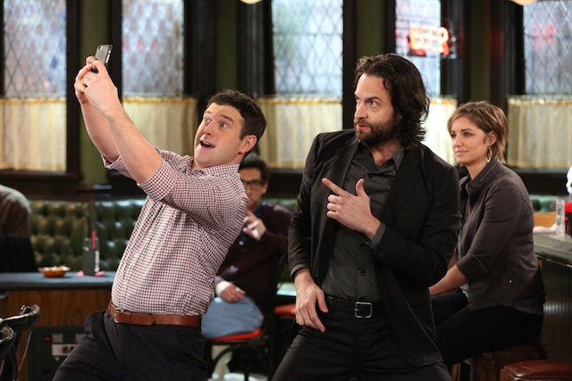 Undateable, la terza ed ultima stagione su Joi: la comicità si fa in diretta