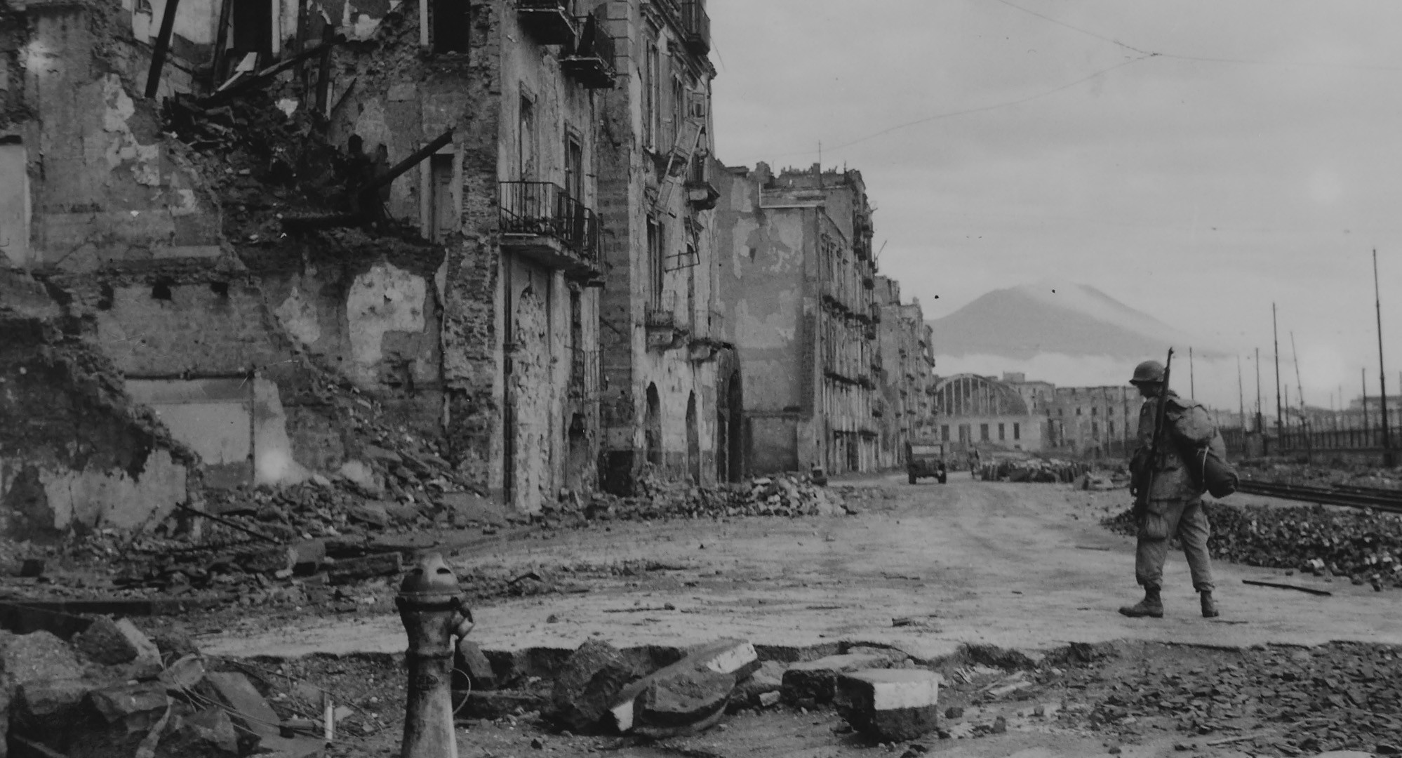 Roma 2016, Naples 44 di Francesco Patierno: trailer e Recensione in Anteprima