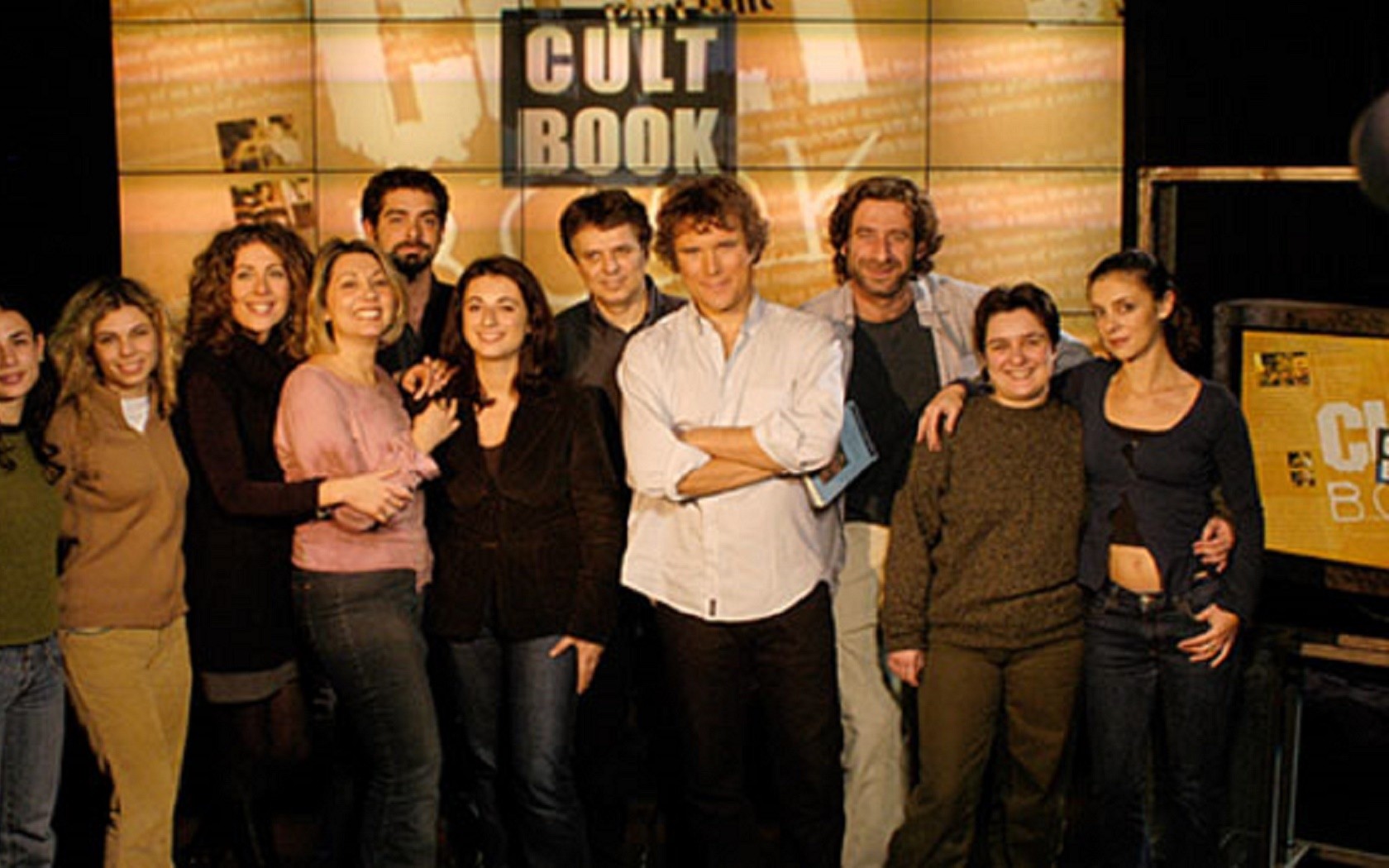 Cult Book, da domenica 16 ottobre 2016 su Rai5 si riparte dalla follia