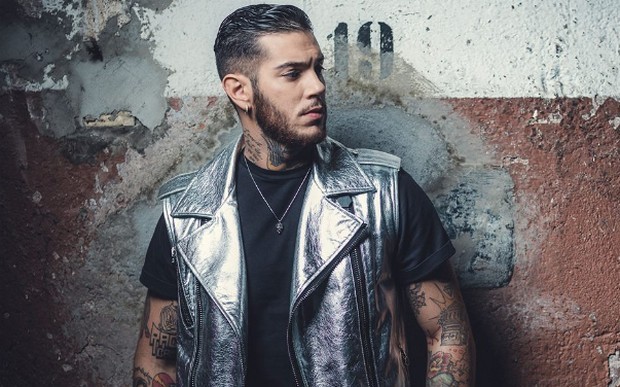 Emis Killa: polemiche per la canzone 3 Messaggi in Segreteria. La replica del rapper