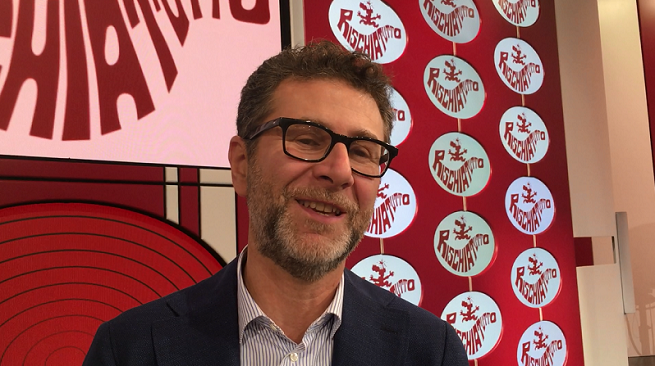 Fabio Fazio a Blogo: “Gli ospiti da Sky? La tv pubblica non si può autoescludere dal presente” (video)