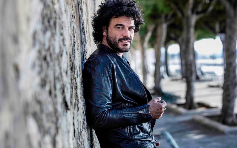 Francesco Renga, Scriverò il tuo nome Live nei Palasport: sabato 15 ottobre diretta radio del concerto al Forum di Assago