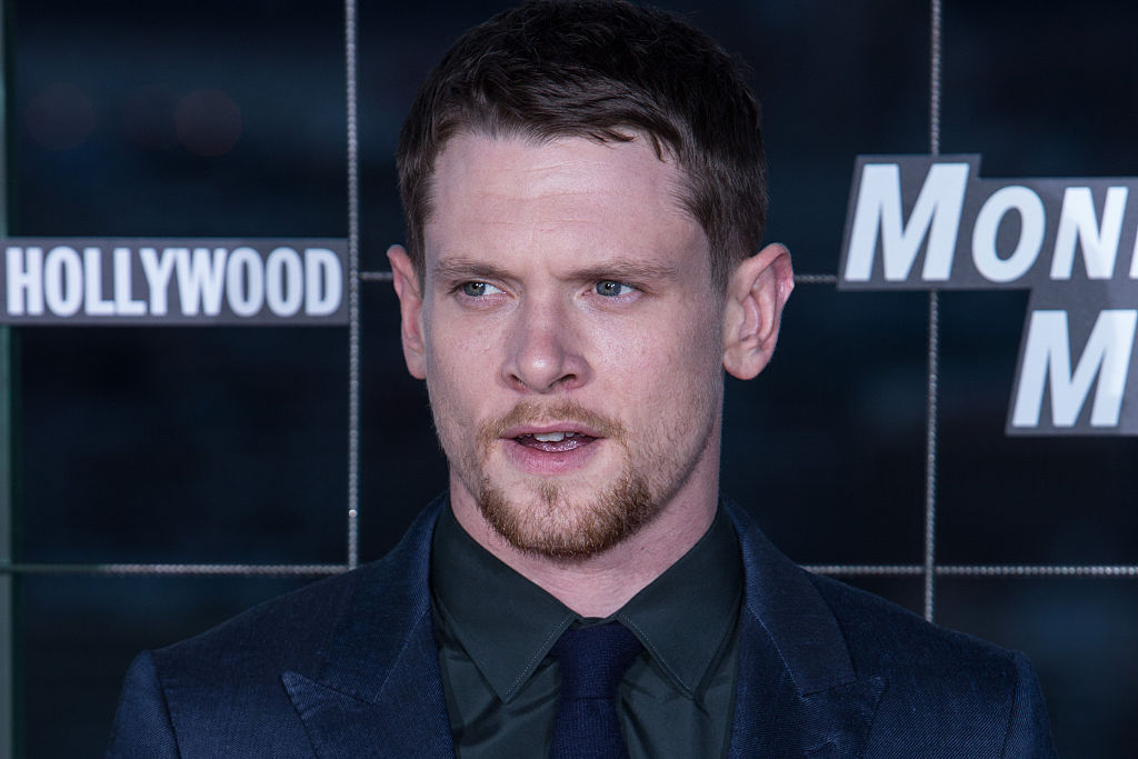 Jack O’Connell sarà  Alexander McQueen nel biopic diretto da Andrew Haigh