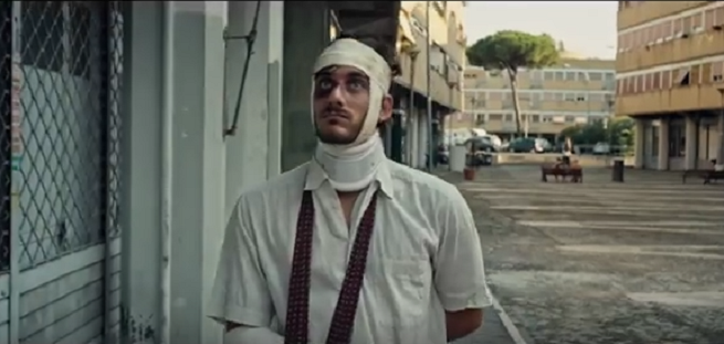 Giorgio Poi, fuori il singolo Niente Di Strano con Luca Marinelli nel video [testo e video ufficiale]