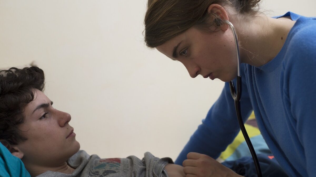 La ragazza senza nome: due clip in italiano del film dei fratelli Dardenne