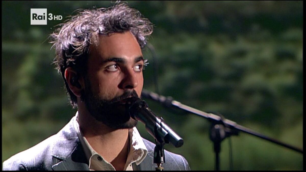 Mengoni a Che Tempo Che Fa canta Sai Che [VIDEO]
