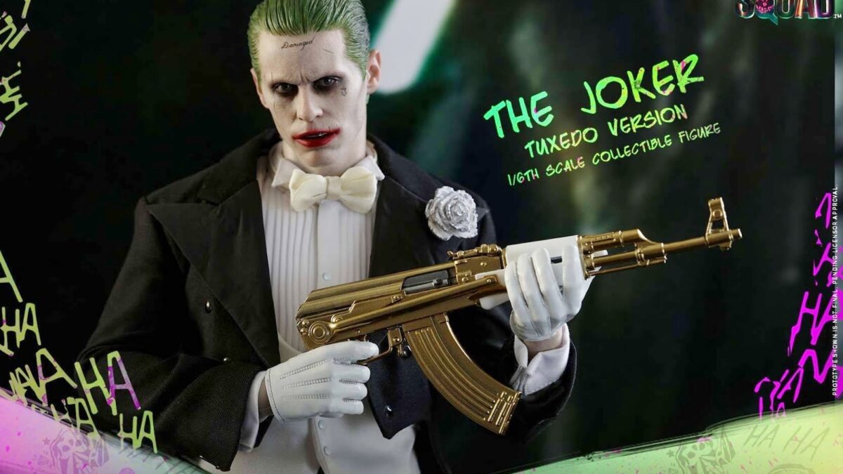 Suicide Squad: nuova action figure del Joker di Jared Leto versione “Smoking”