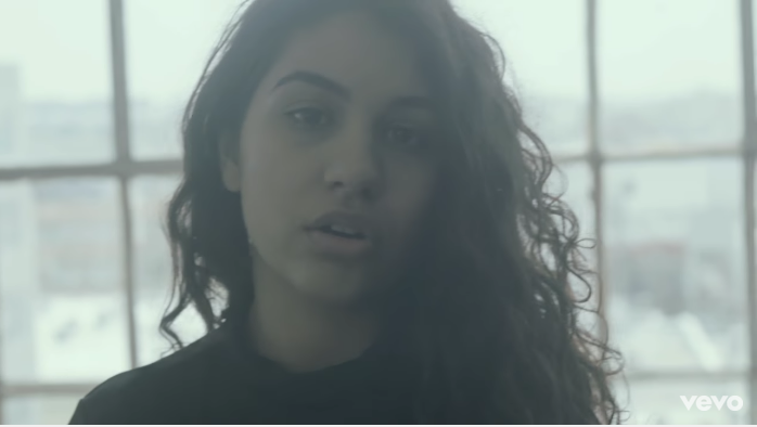 Alessia Cara, Scars to your beautiful: testo, traduzione e video ufficiale