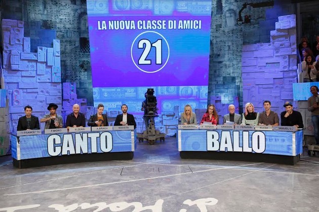 Amici 16 anticipazioni prima puntata 19 novembre 2016: la nuova classe