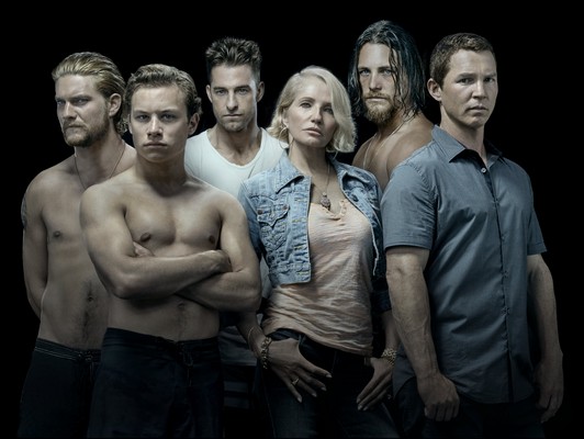 Animal Kingdom, la serie con Ellen Barkin su Infinity – Le immagini