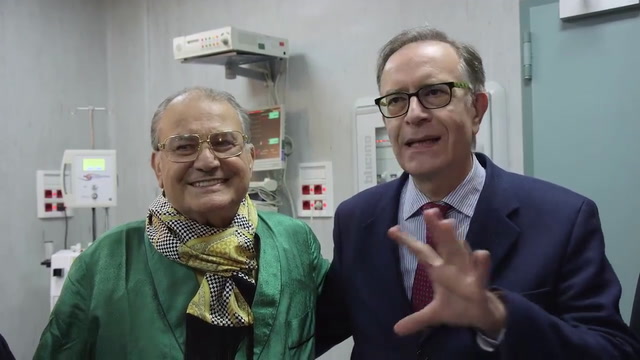Il Boss delle Cerimonie, videomessaggio dall’ospedale