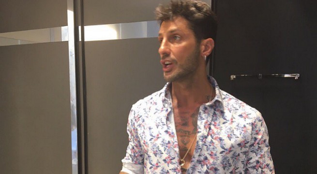 Selfie, Fabrizio Corona: “Avevo firmato contratto con Mediaset e Fascino”, 300 mila euro per 10 puntate