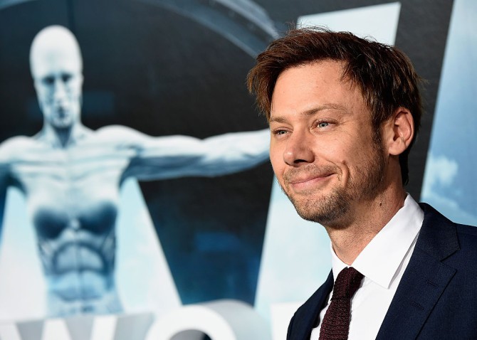 Serie Tv, novità: This is Us, Jimmi Simpson guest star e Helen Hunt regista di un episodio. Kelsey Grammer a Modern Family