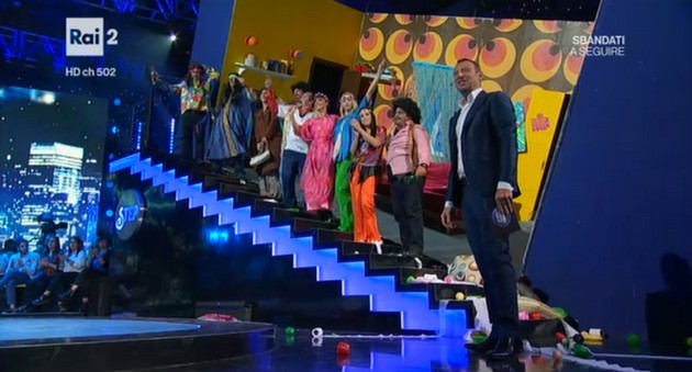 Stasera tutto è possibile 1 novembre 2016: tutti gli sketch