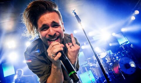 Alessio Bernabei a Sanremo 2017: ha partecipato ad Amici 13 con i Dear Jack