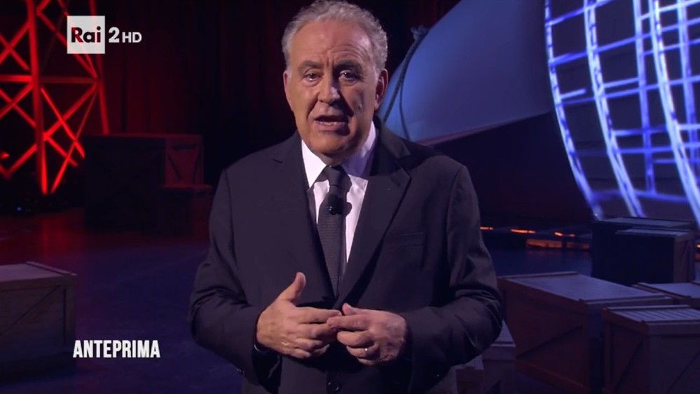 Santoro battuto da Formigli: “Sugli ascolti di Italia ha inciso problema tecnico del fuori sinc”