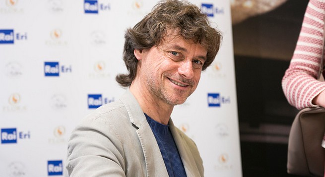 Alberto Angela a Blogo: “Stanotte a San Pietro meglio di un film. Io sex symbol? Non era previsto” (VIDEO)