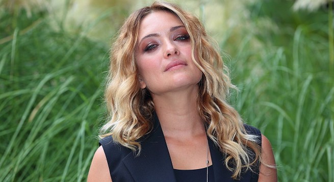 Carolina Crescentini a Blogo: “Non accendo mai la tv, ma ho scoperto il cavo HDMI…” (VIDEO)