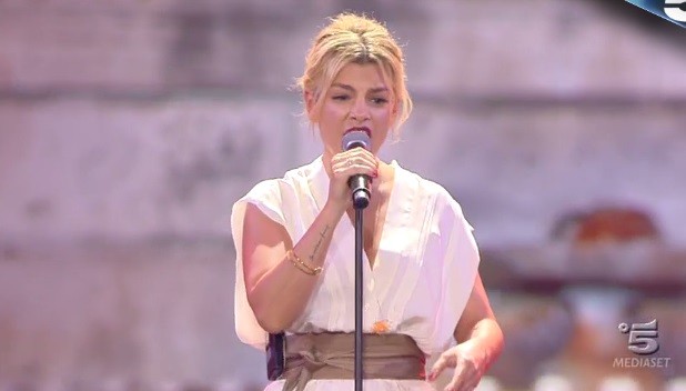 Ospiti tv sabato 3 e domenica 4 dicembre 2016: Emma Marrone, Noemi, Bisio e…