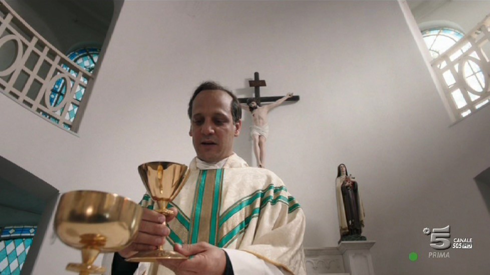 Stasera in tv, 8 dicembre 2016: Francesco il Papa della gente, Confusi e felici, Nemo, Rischiatutto