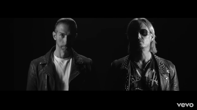 Gemelli Diversi, Uppercut: testo e video ufficiale