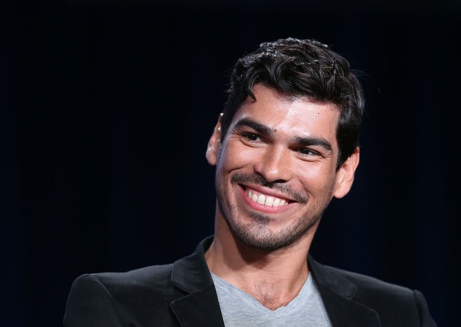 Serie Tv, novità: Raul Castillo in Atypical di Netflix. Alexandra Breckenridge in This is Us